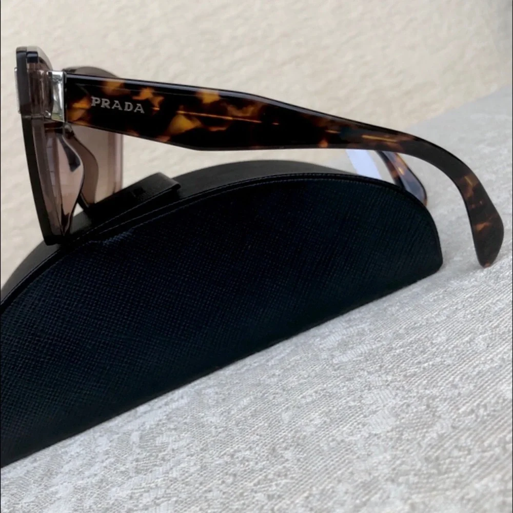 Prada price not